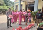 Polsek Mardingding Berikan Bantuan Korban Kebakaran Lau Baleng
