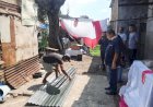Mengadu Rumah Rusak Akibat Puting Beliung Ketua Fraksi Partai Demokrat Iswanda Ramli Beri Bantuan